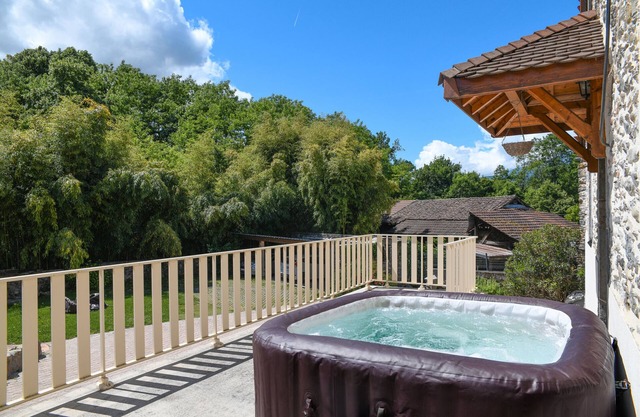 Holiday Home 'Le Moulin De Bayard' with Mountain View, Private Terrace and Wi-Fi