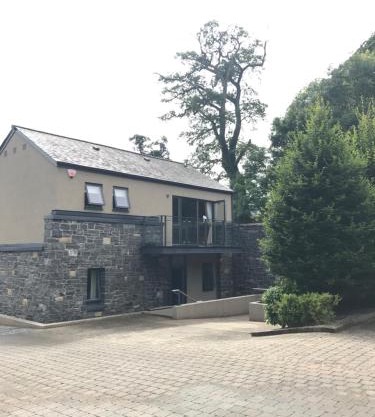 Holiday Home On Farnham Estate