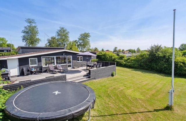 Holiday Home Thrugils - 200m from the sea by Interhome