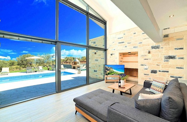 Holiday house Yeoryioupolis Kriti for 1 - 30 persons with 10 bedrooms - Holiday house