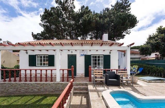Holiday house Lagoa de Albufeira for 1 - 6 persons with 2 bedrooms - Holiday home