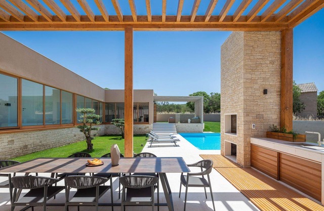 Holiday house Danilo Biranj for 1 - 10 persons with 5 bedrooms - Holiday house