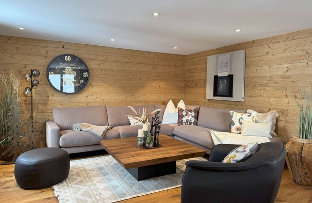 Holiday house Falera for 1 - 8 persons with 3 bedrooms - Twin house