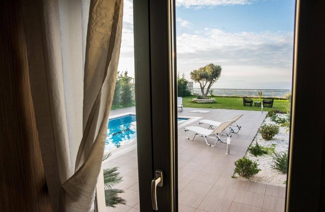 Holiday house Roussospiti for 1 - 7 persons with 3 bedrooms - Holiday house