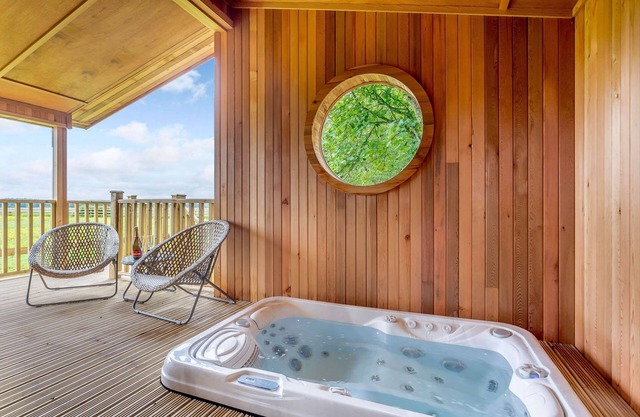 Holiday Lodge in The Cotswolds