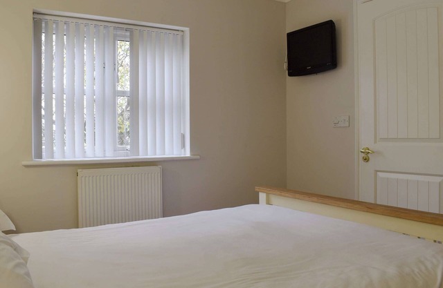 Hollies Cottage 6 - UKC4524