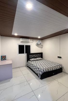 Home stay in arayankavu
