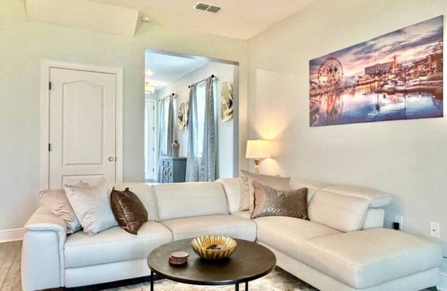 -homeresort Style with Amenities