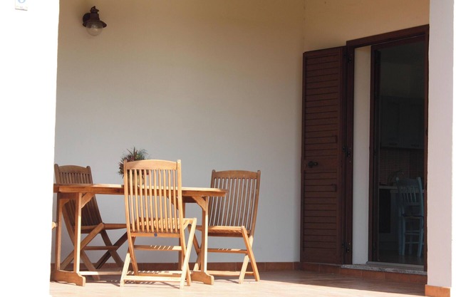 Homerez - Apartment in La Ciaccia, sea view