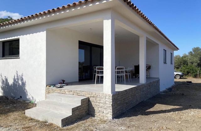 Homerez - Charming House in Serra-Di-Fiumorbo with garden