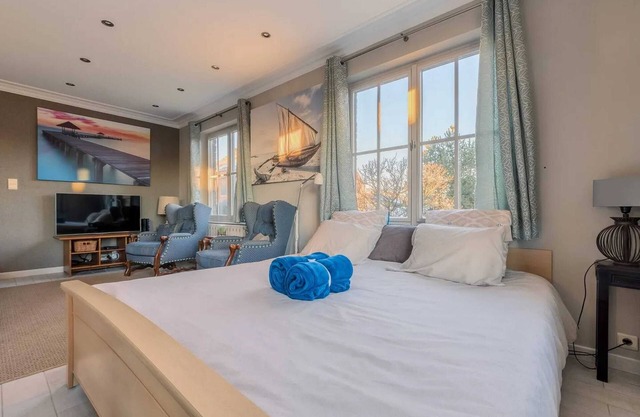 Homerez - Cosy studio close to Brussels South Charleroi Airport