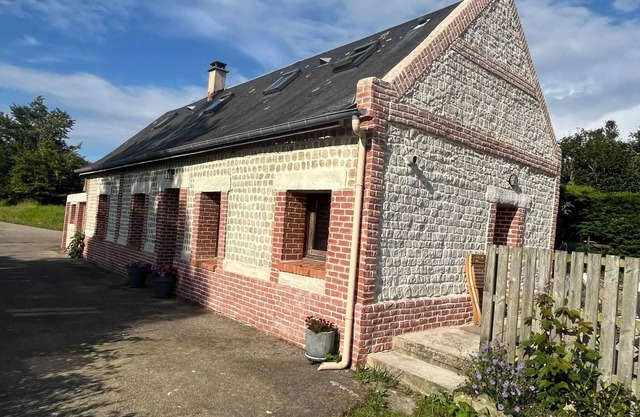 Homerez - House in Bec-de-Mortagne