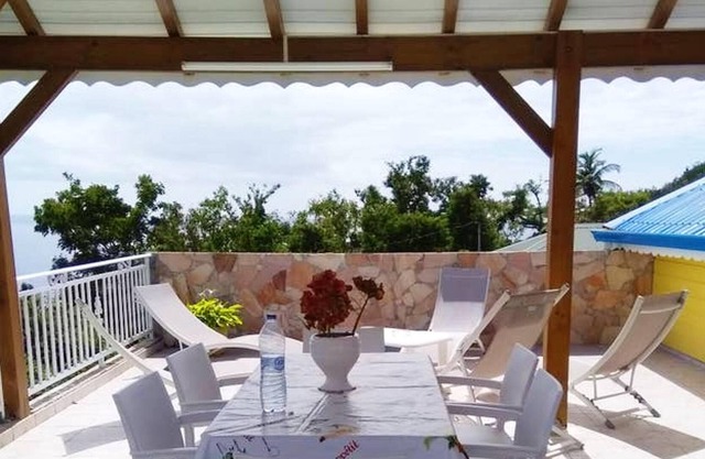 Homerez - Nice home With sea view and mountain view
