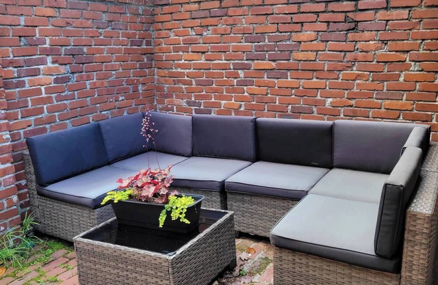 Honey Loft · Steps from Piedmont · Private Parking