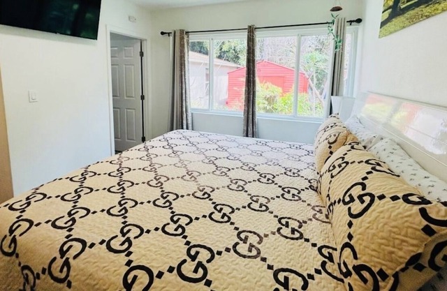 Hostal Del 😎!Naturaland spacious and private apartment!! Welcome pets!