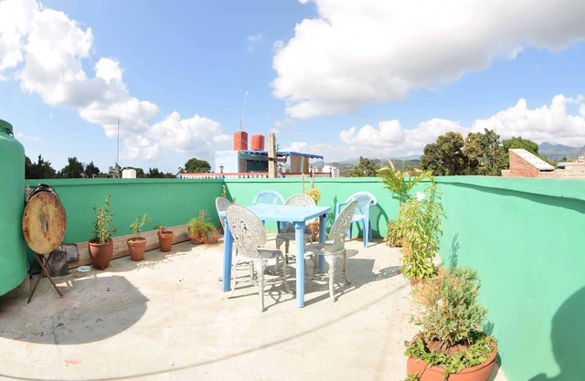 Hostal Shalom