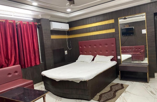 HOTEL ANKUR