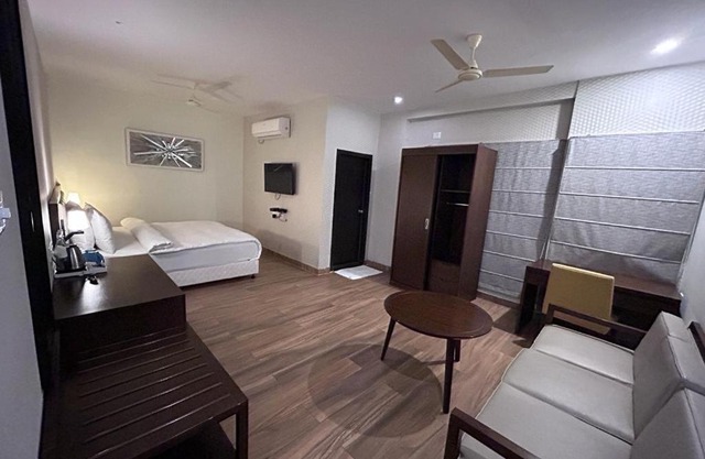 Hotel Krishna Palace - Lakdikapul