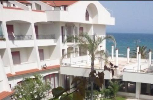 Hotel Lungomare Brancaleone