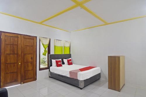 Hotel O Pulisan Ekowisata Homestay Near Wisata Pantai Desa Pulisan (Pulisan Beach Tour)