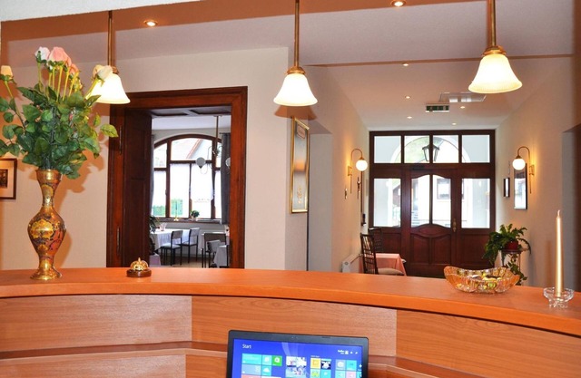 Hotel Restaurant Zur Hallenburg