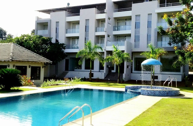 Hotel Sadhana Executive