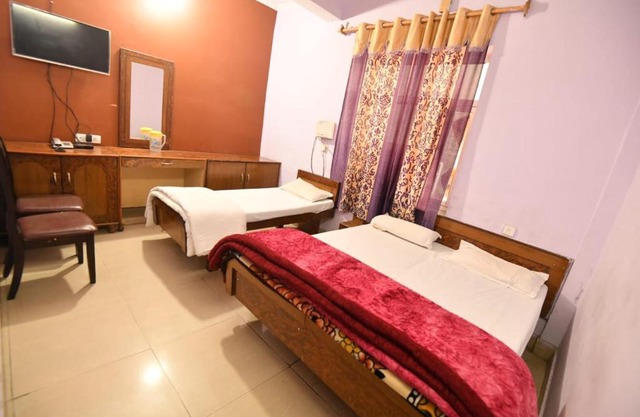 Hotel Samrat