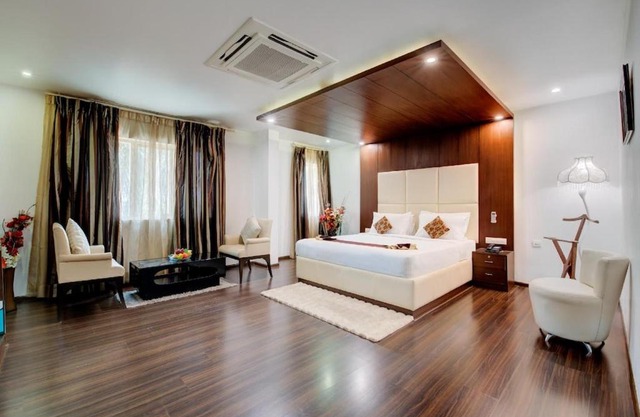 Hotel The Sai Leela by Urban