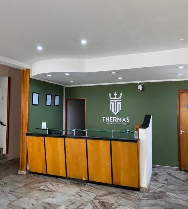 Hotel Thermas da Mantiqueira - Poços de Caldas - De frente para a Praça Central e Relógio Floral