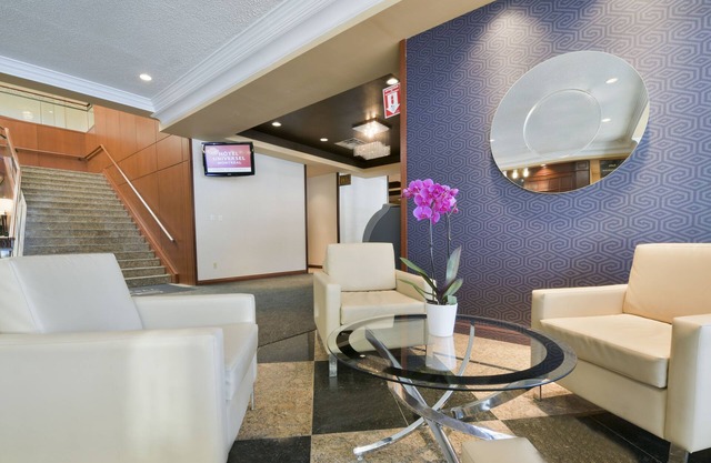 Hotel Universel Montreal