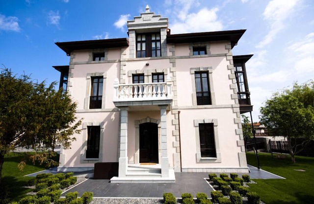 Hotel Villa Marrón