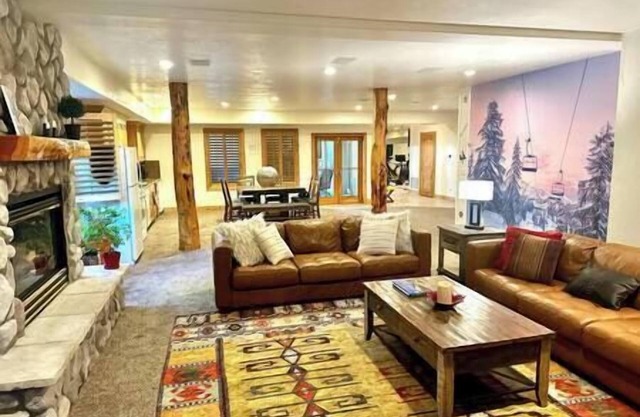 HotTub, Gym, Close to Everything