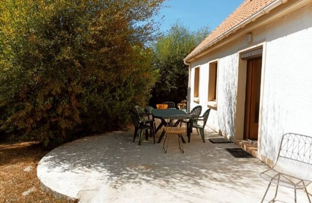 House 100 m2 Plein pied, Proche mer 6 pers Jardin clos Grande terrasse parking