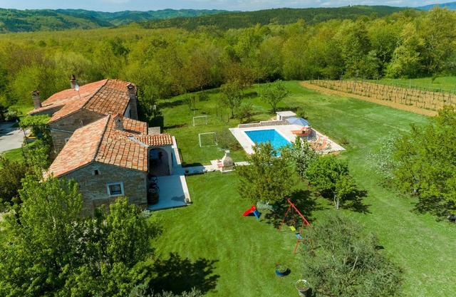 House Dorino (71452-K1) - Lanišće Kršan