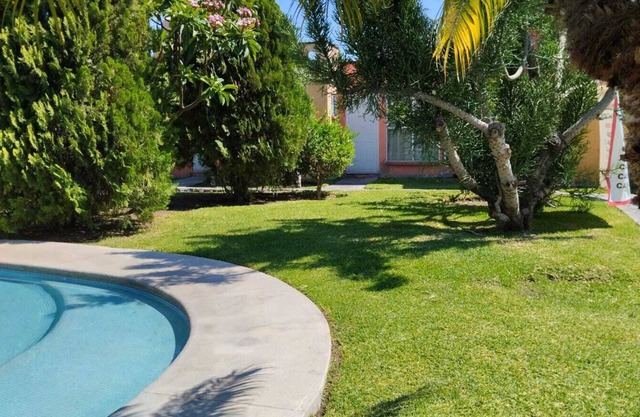House for Family weekends, Pool Party in Cuernavaca, WiFi, AC , Private Security