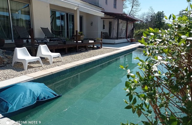 House with pool of 14 m ecological