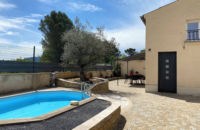 House with private pool in Vaucluse, Provence
