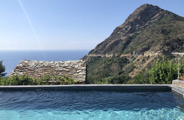 House with swimming pool CAP CORSE