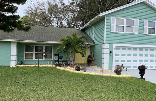 Hudson Waterfront Home in Beacon Woods Community W/Access to Club Amenities