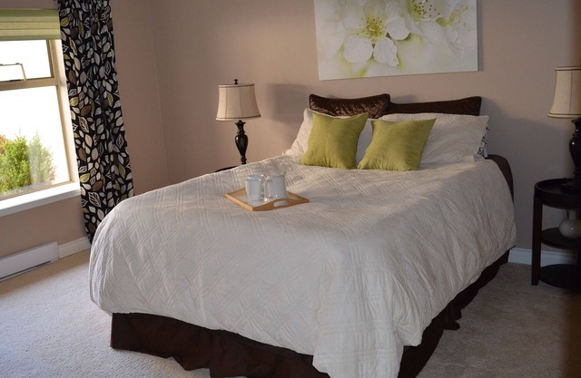 Huge corporate retreat spacious peaceful