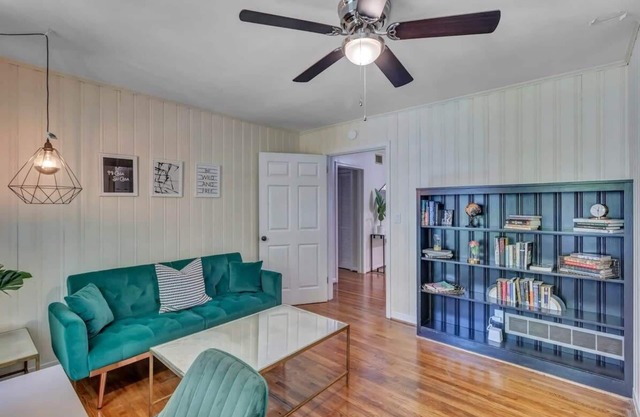 HUGE ranch style house with an MCM flare!