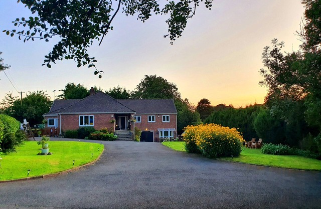 Idyllic 2 Bedroom Self-Contained Upside Down Annexe in Mid Wales UK