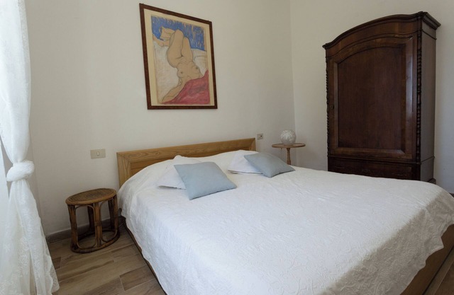 Il Patio: Apartment with pool, garden, parking, WiFi, Pets Allowed