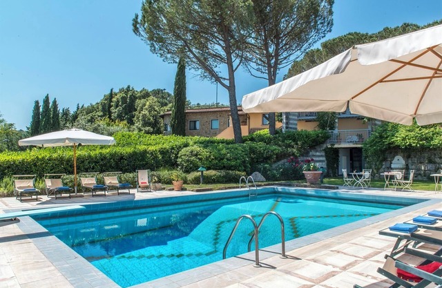 Il Vignale 18+2, Emma Villas