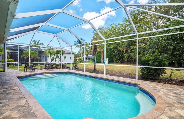 Immaculate 3bd home with private inground pool