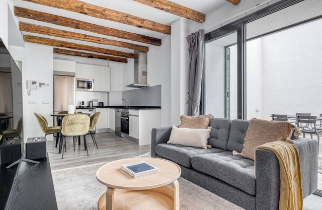 Impeccable Chamberí 2BR with amazing terrace, near the city center, by Blueground