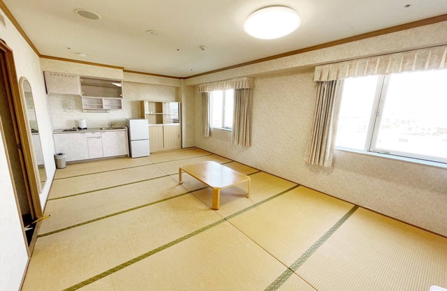 In front of GifuHashima station JapaneseWestern/Hashima Gifu