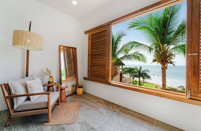 Incredible 3-bedroom Beachfront house Sayulita. Chef & Housecleaner included.