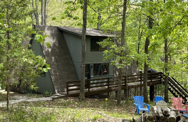 Innsbrook lakefront A-Frame, kayaking, paddle boarding and more