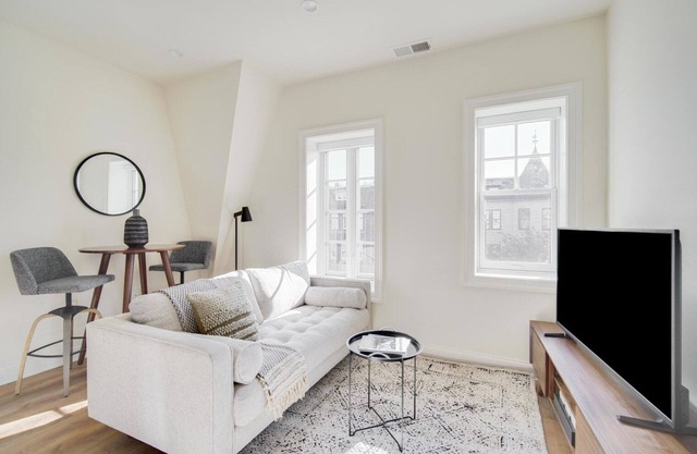 Inviting Dupont Circle 2BR w/W/D, nr Nightlife & Metro, by Blueground
